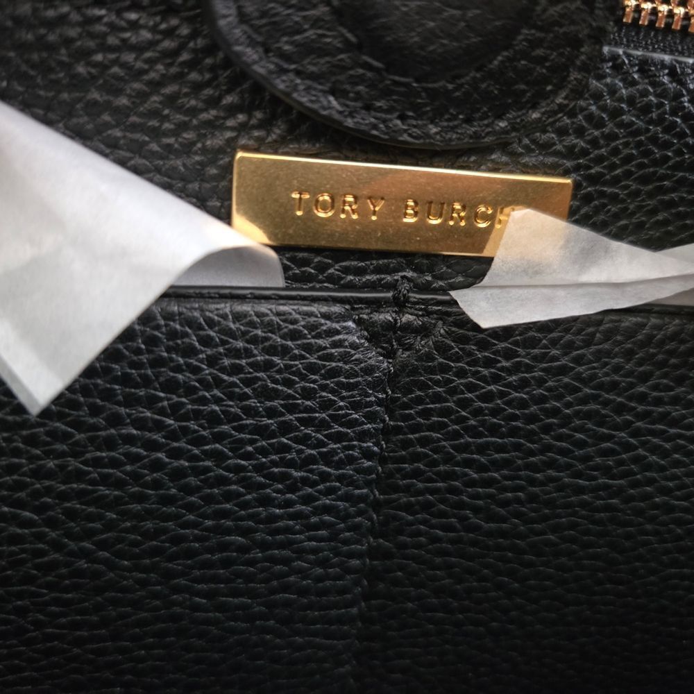 NWOT! Tory Burch Carson Black Leather Tote Bag - Picture 8 of 13